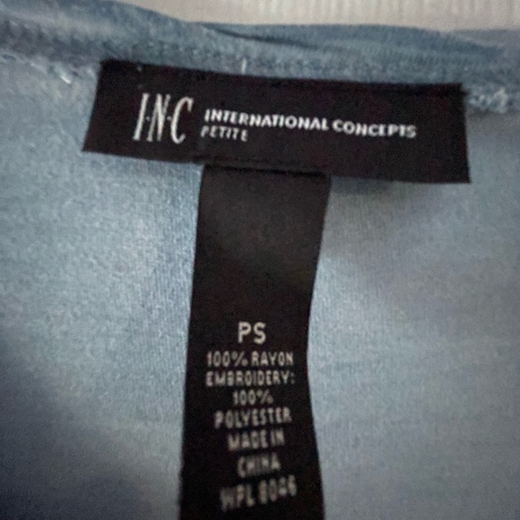 INC International Concepts Embroidered White Roses Top Size Small Petite - Picture 4 of 4